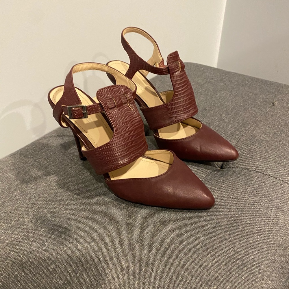 Wine color shoes